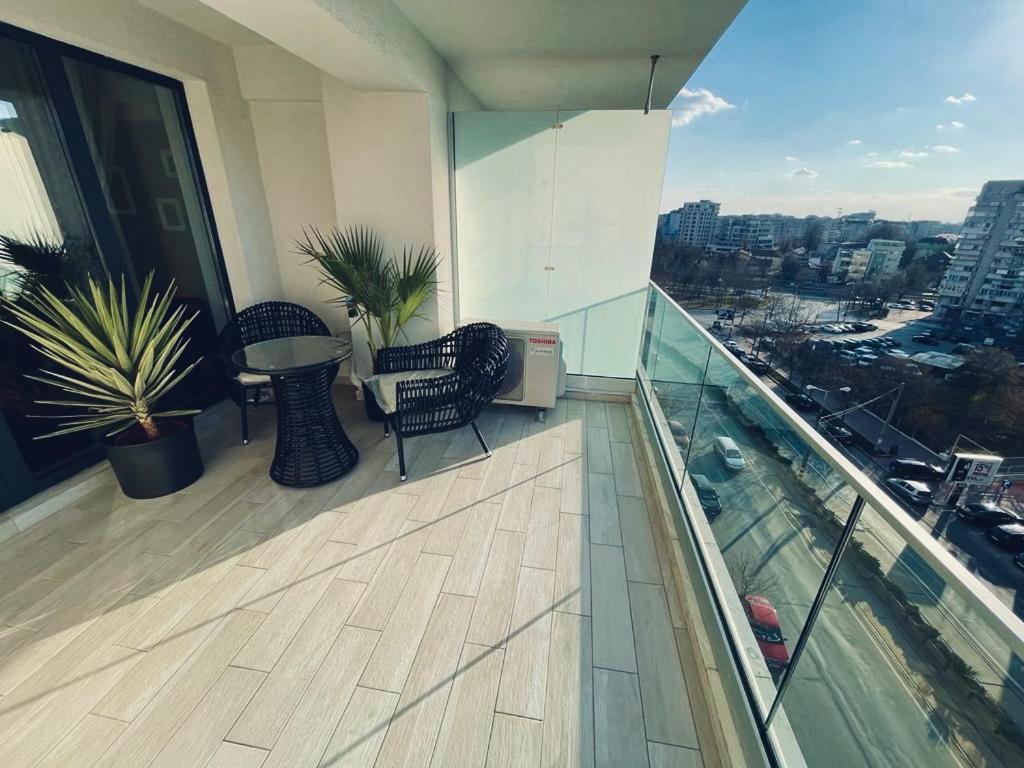 Iconic Loft Bucharest - Private Parking, Netflix Lejlighed Eksteriør billede